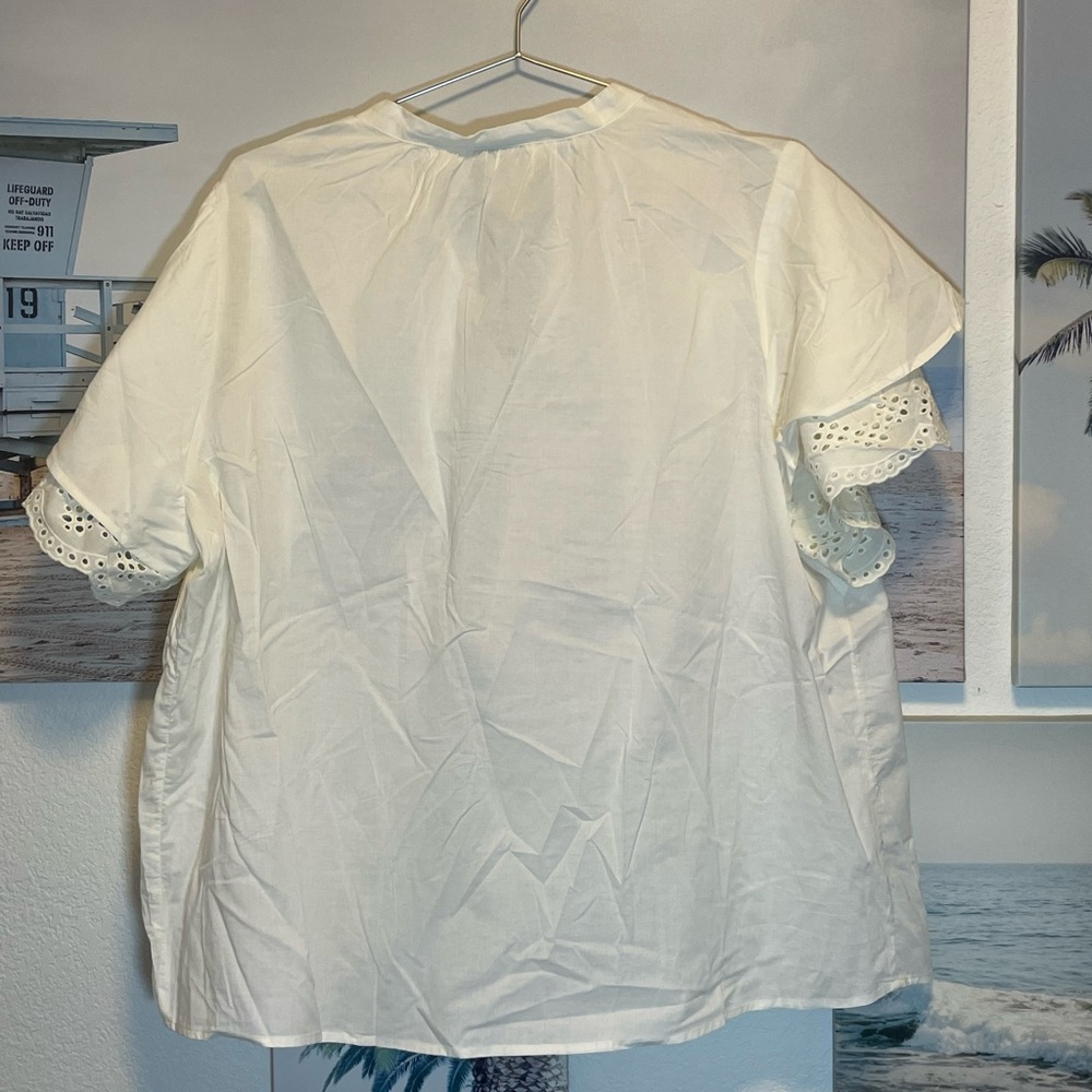 2X Womens Plus Size Short Sleeve Eyelet Blouse Cream - Ava Viv. V Neck. NWT - Picture 2 of 7